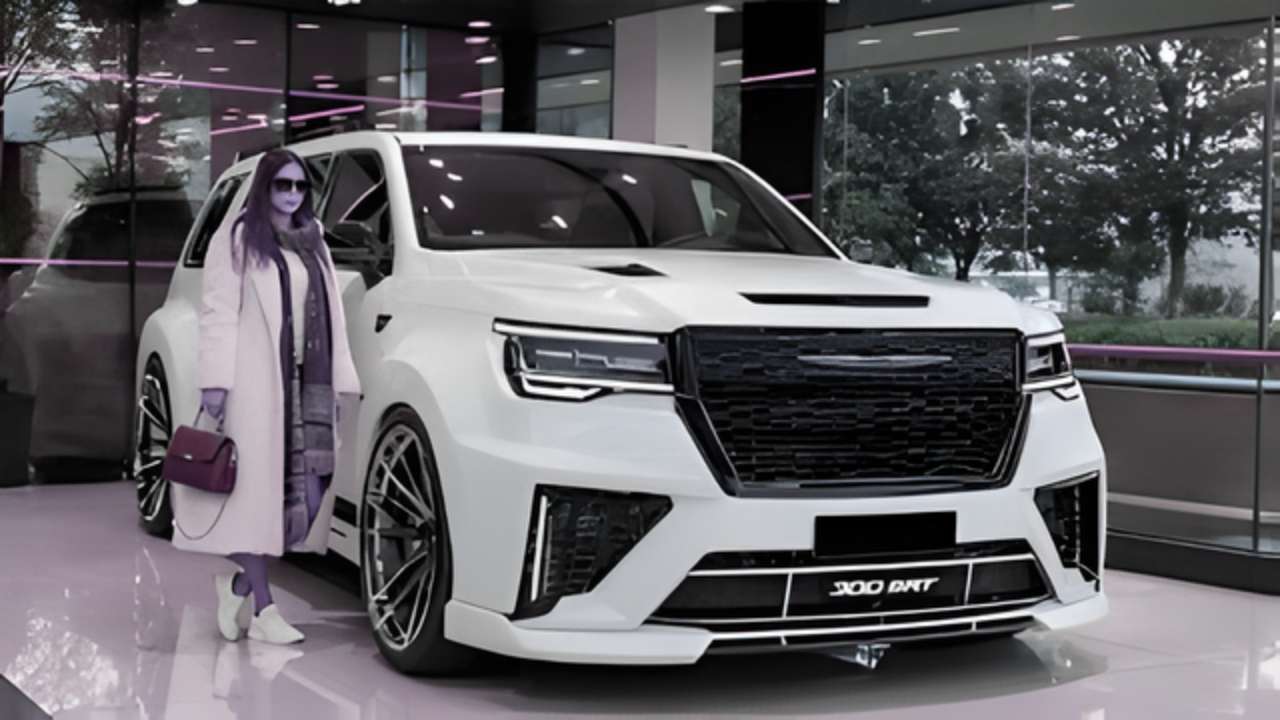 2026 Chrysler LC 300 SRT