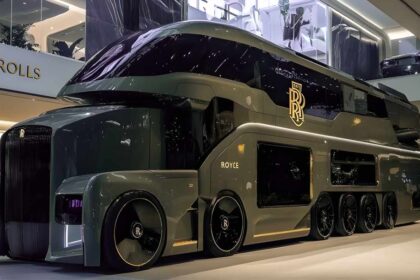 2026 Rolls-Royce Motorhome