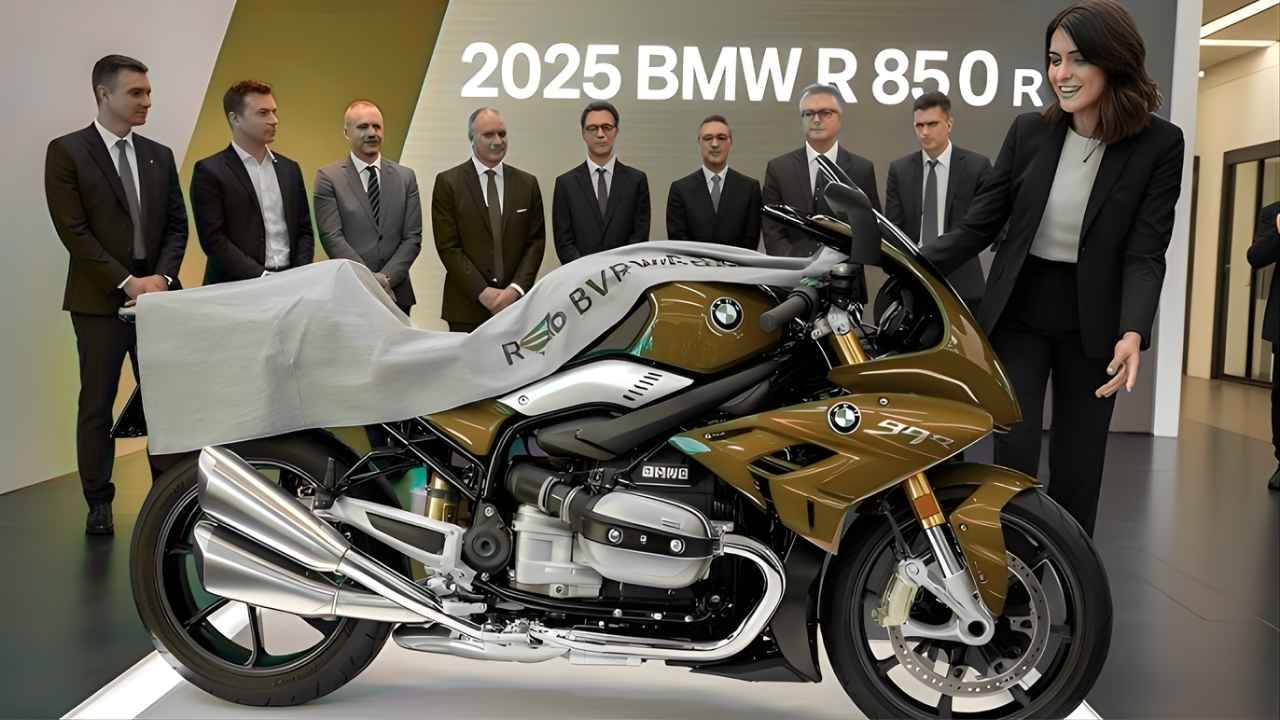 New 2026 BMW R850R